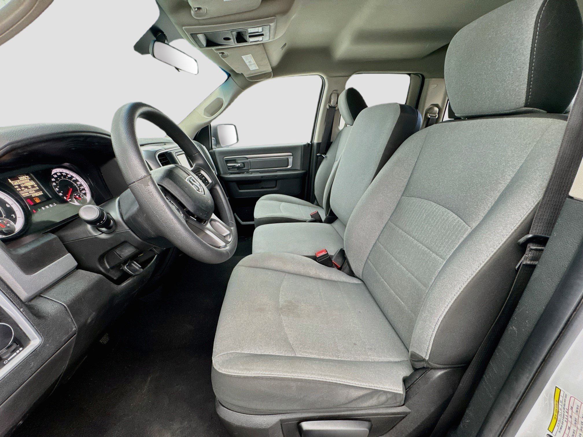 Used 2024 RAM 1500 Classic SLT AWD/4WD image 13