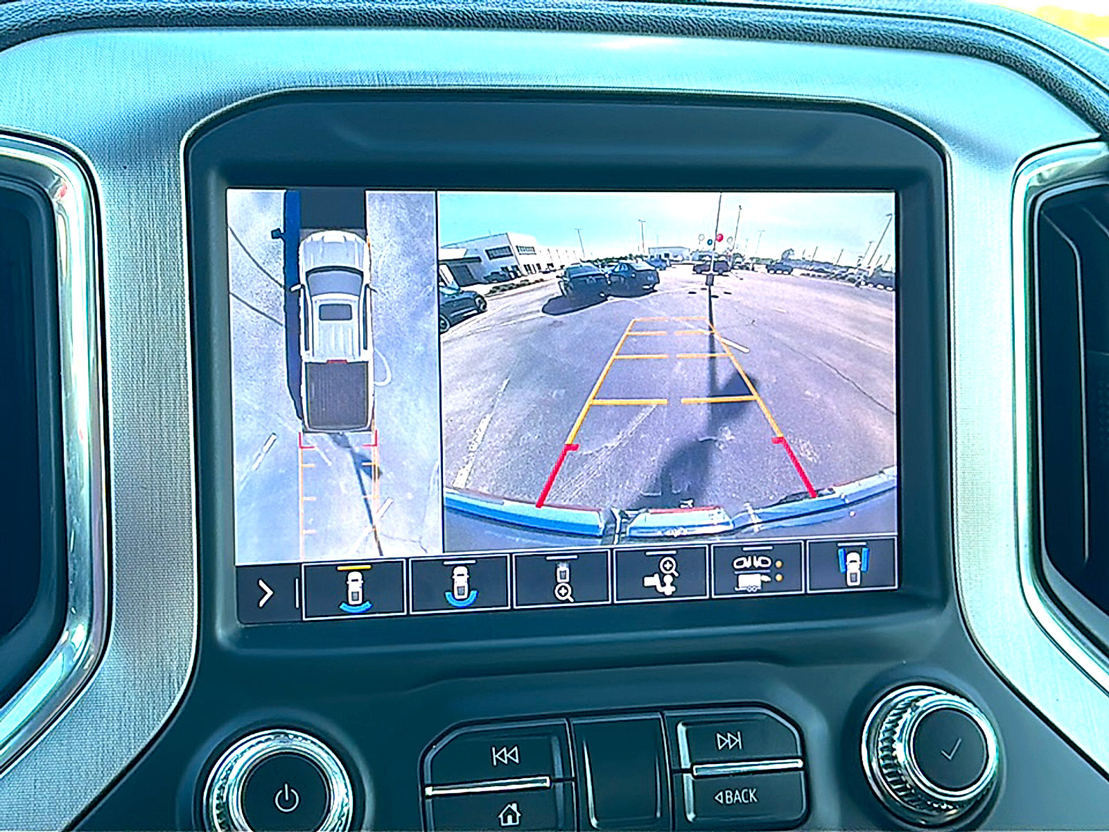 Used 2019 GMC Sierra 1500 SLT w/ SLT Premium Plus Package image 33