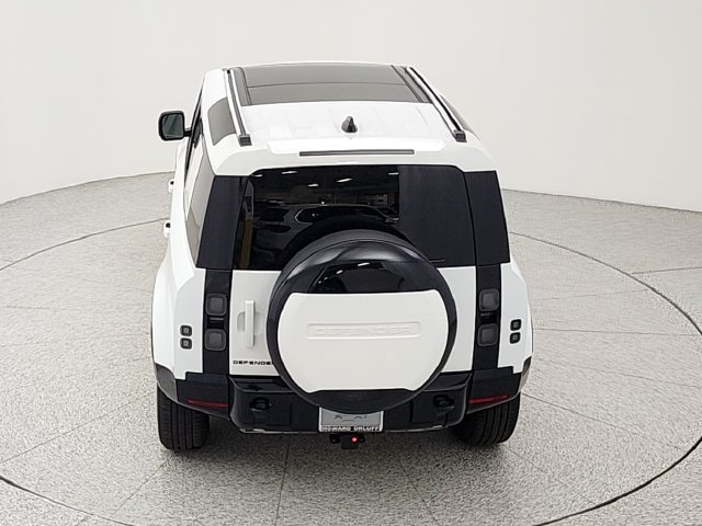 New 2026 Land Rover Defender 110 X-Dynamic SE AWD/4WD image 34
