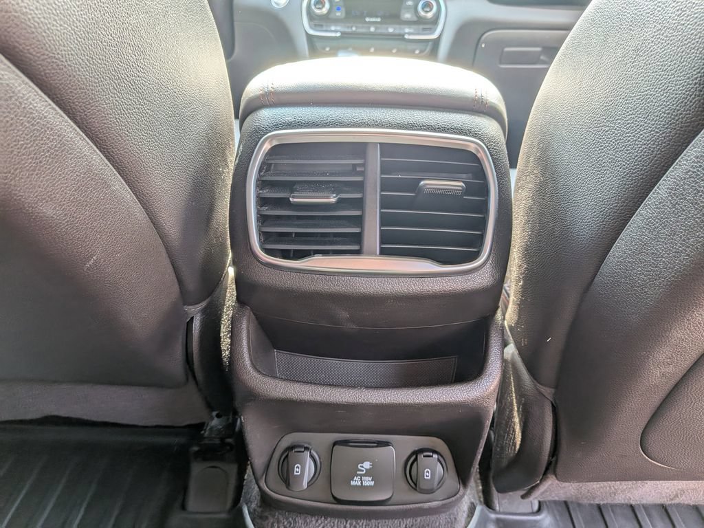 Used 2020 Hyundai Santa Fe Limited FWD image 26