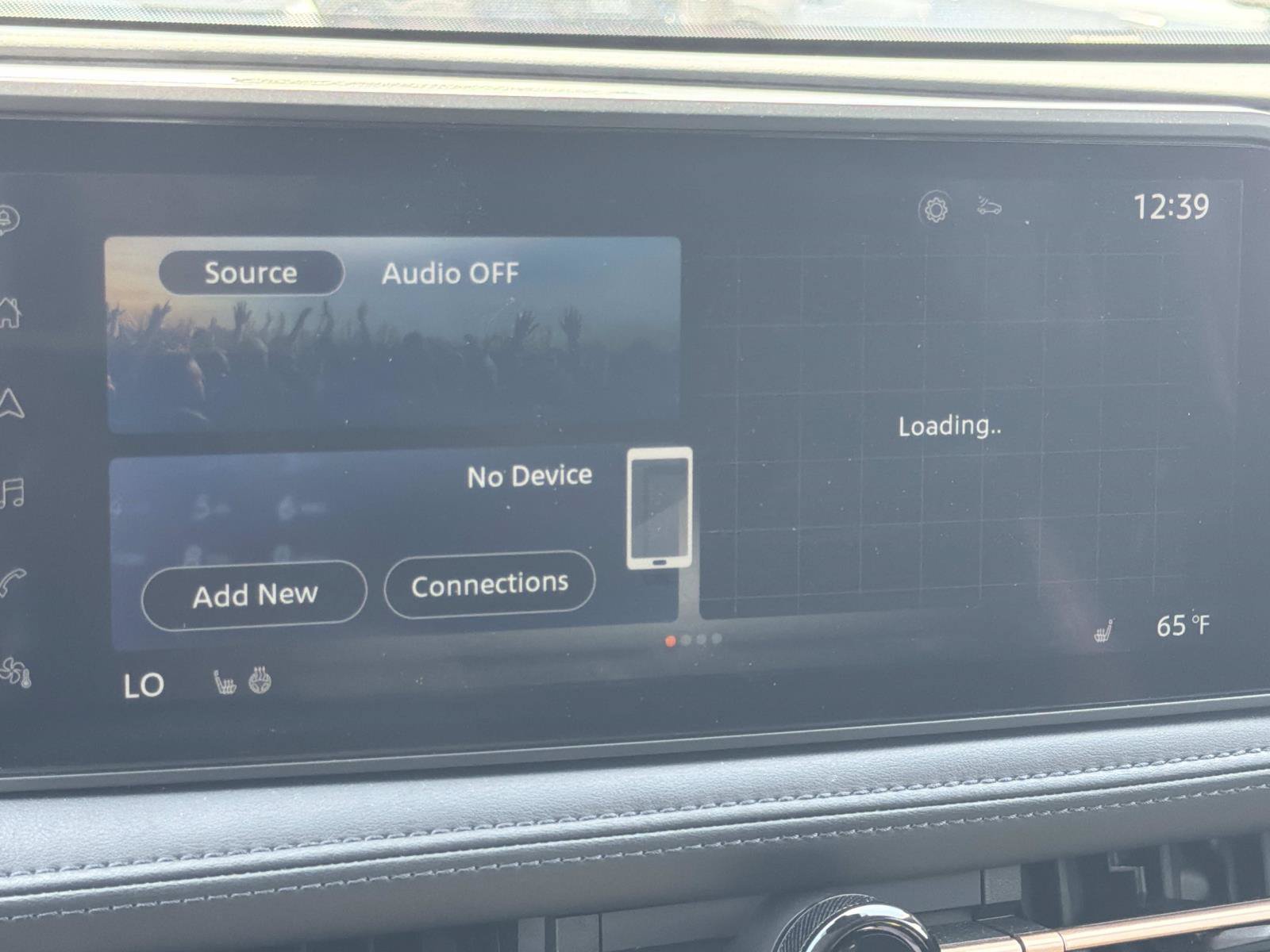 Used 2025 Nissan Ariya FWD image 13