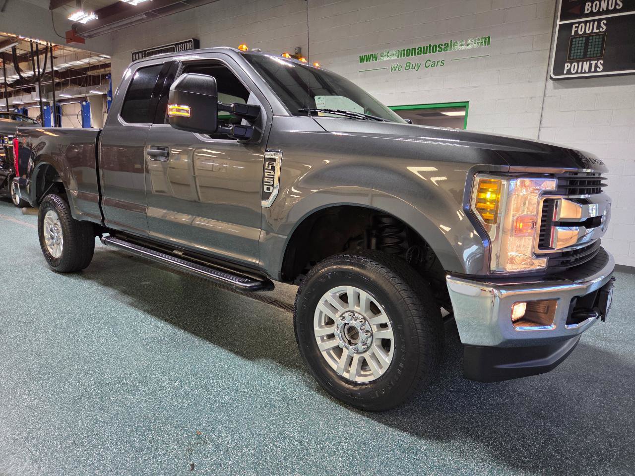 Used 2018 Ford F250 XLT w/ XLT Value Package AWD/4WD image 5