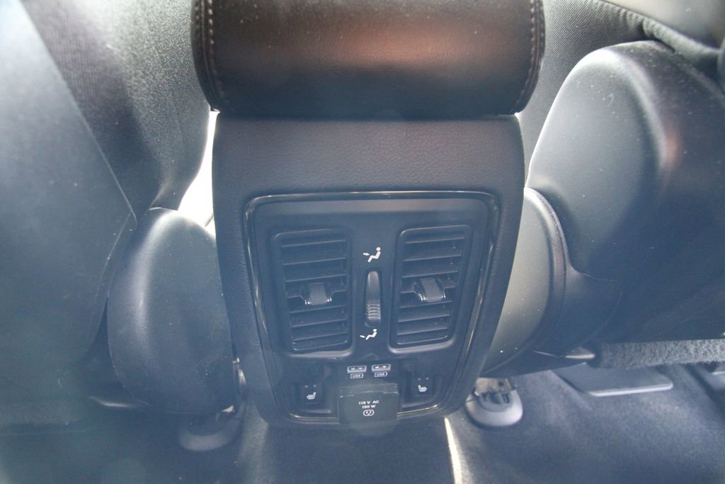 Used 2019 Dodge Durango GT image 38