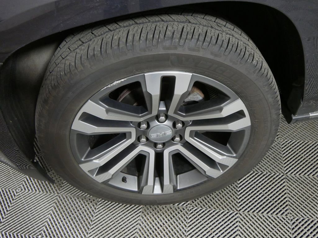 Used 2018 GMC Yukon Denali w/ Denali Ultimate Package image 12