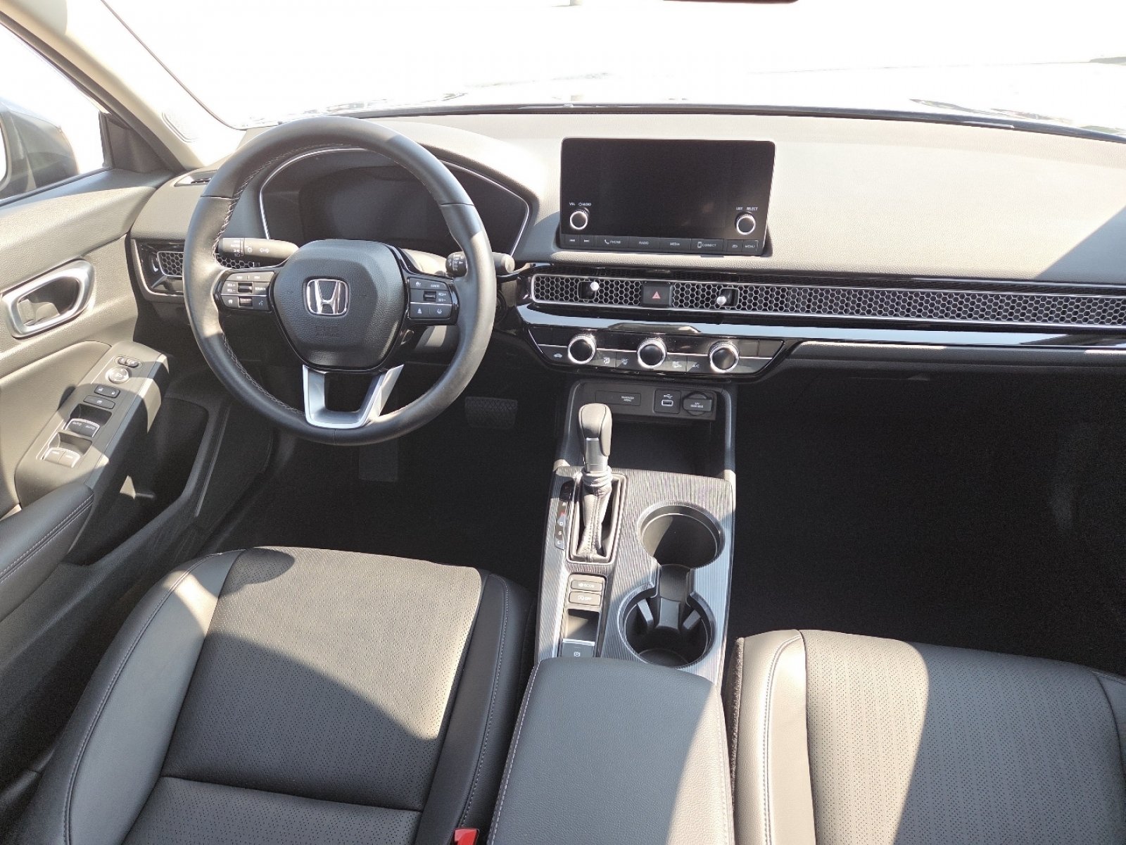 Used 2024 Honda Civic EX-L image 22