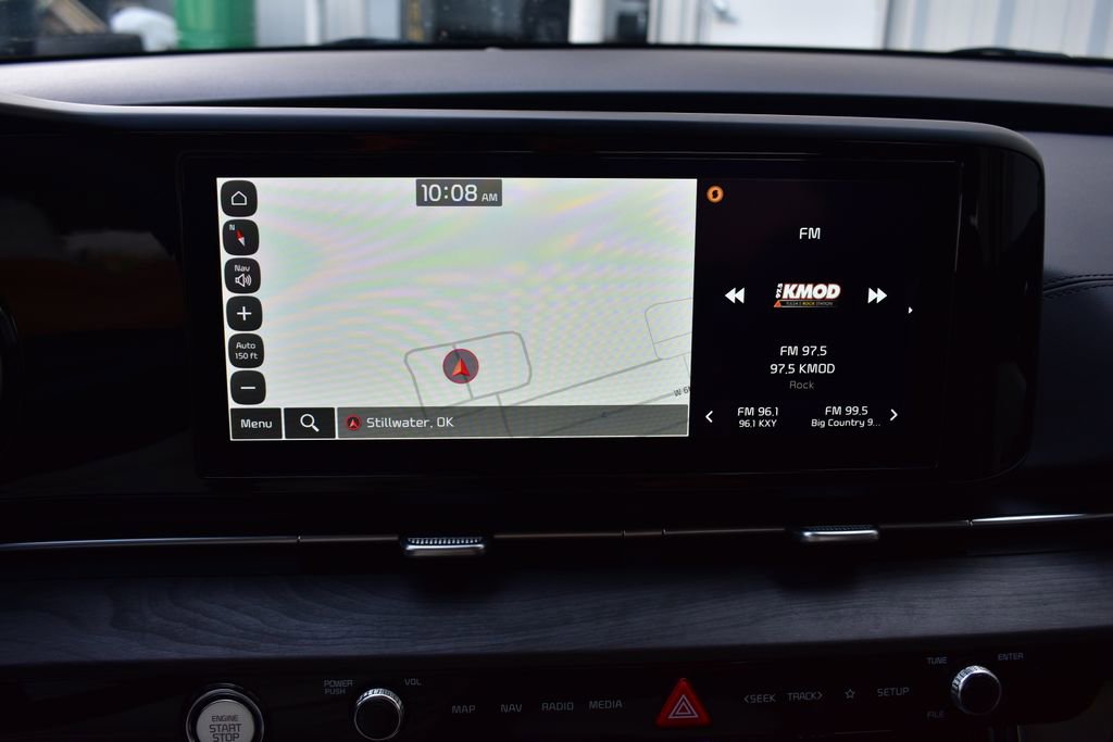 Used 2024 Kia Carnival EX FWD image 40