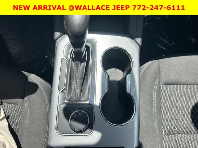 Used 2020 Chevrolet Blazer LT FWD image 19