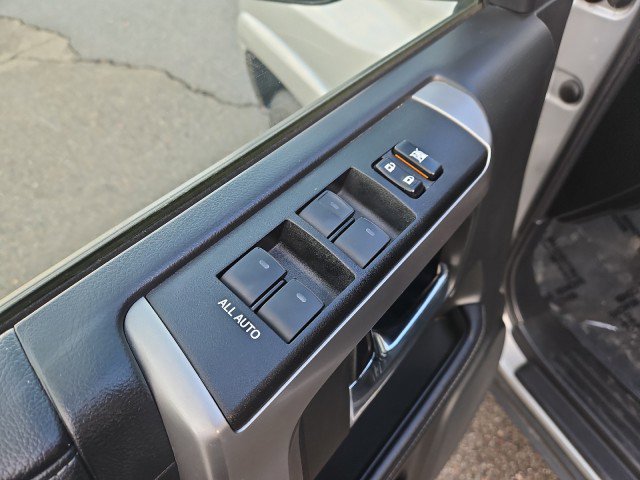 Used 2021 Toyota 4Runner SR5 AWD/4WD image 10
