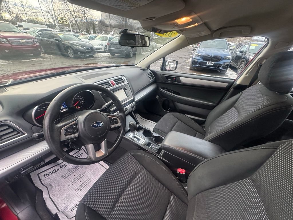 Used 2017 Subaru Outback 2.5i AWD/4WD image 32