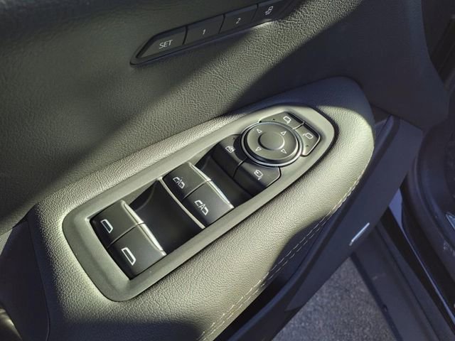 Certified 2025 Cadillac XT5 Sportv image 24