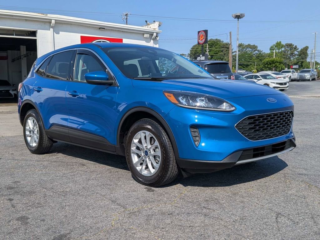 Used 2020 Ford Escape SE AWD/4WD image 3