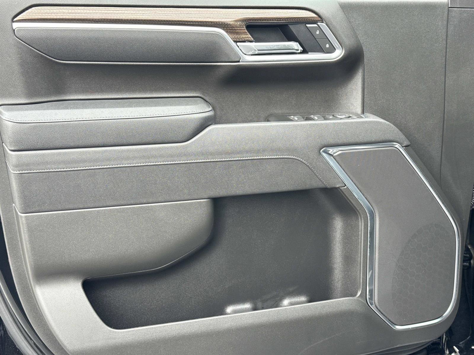 New 2026 Chevrolet Silverado 1500 LT w/ Leather Package image 8