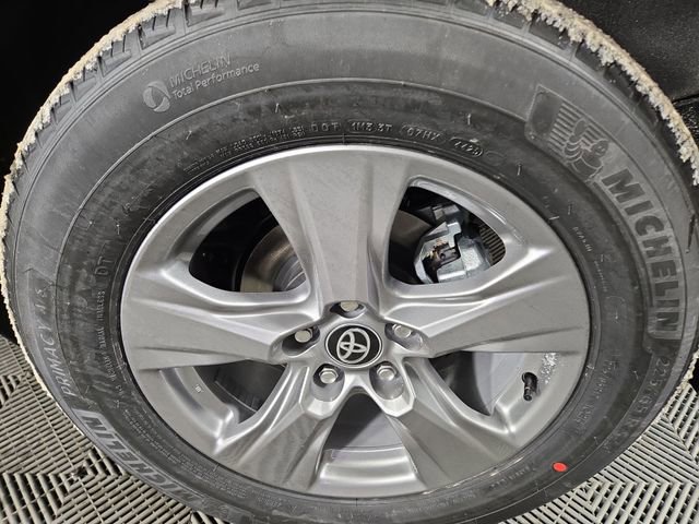 New 2025 Toyota RAV4 XLE image 12