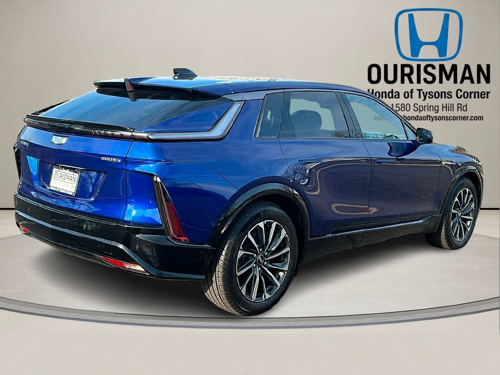 Used 2024 Cadillac Lyriq Sport image 4