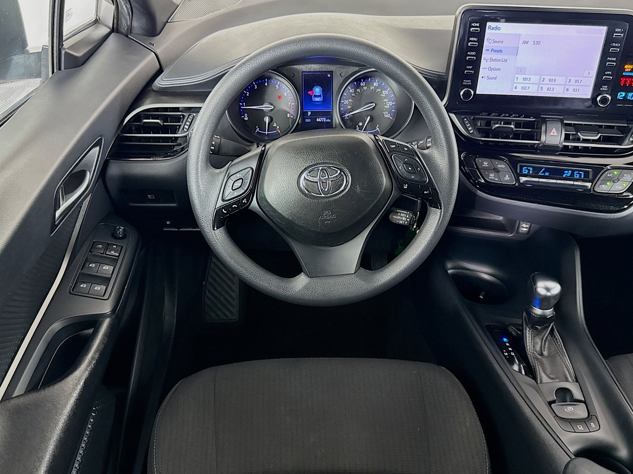 Used 2019 Toyota C-HR LE FWD image 16