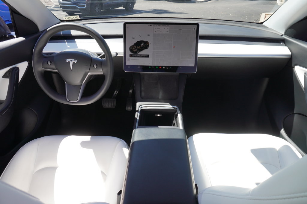 Used 2021 Tesla Model Y Long Range AWD/4WD image 15