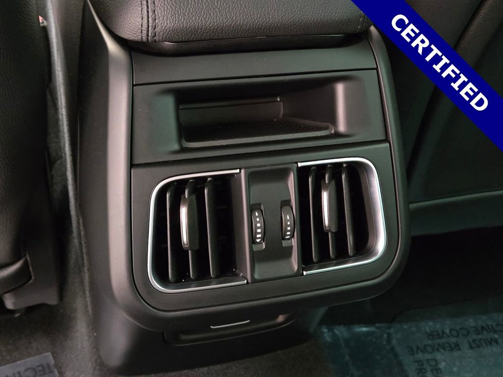 Certified 2024 Maserati Grecale GT AWD/4WD image 20