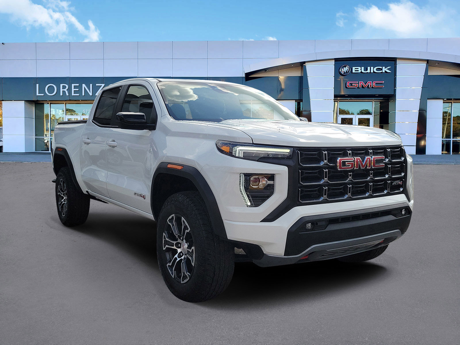 Used 2025 GMC Canyon AT4 image 3