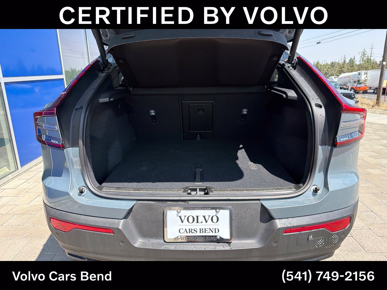 Certified 2023 Volvo C40 P8 Recharge Ultimate AWD/4WD image 9