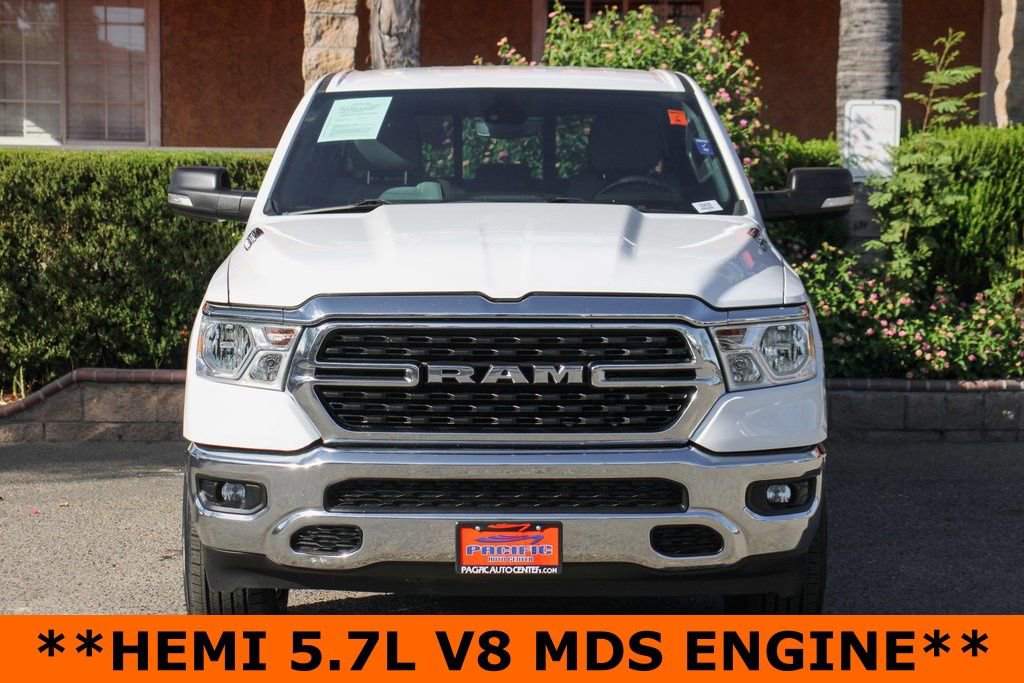 Used 2022 RAM 1500 Big Horn AWD/4WD image 3