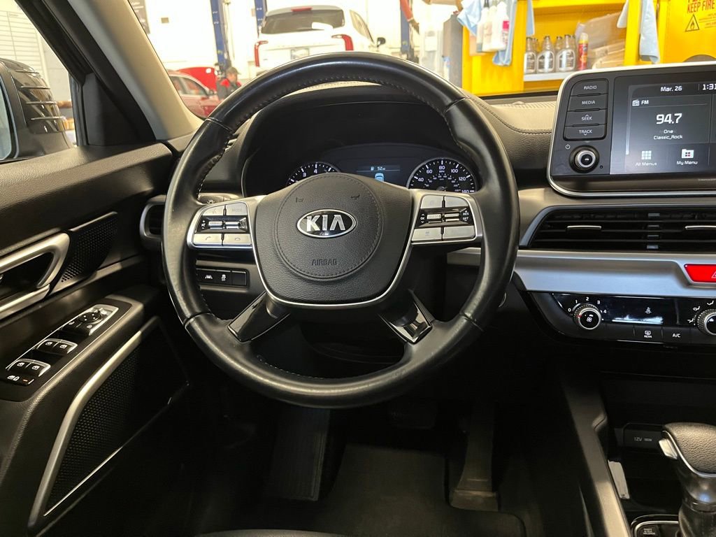 Used 2020 Kia Telluride LX image 17