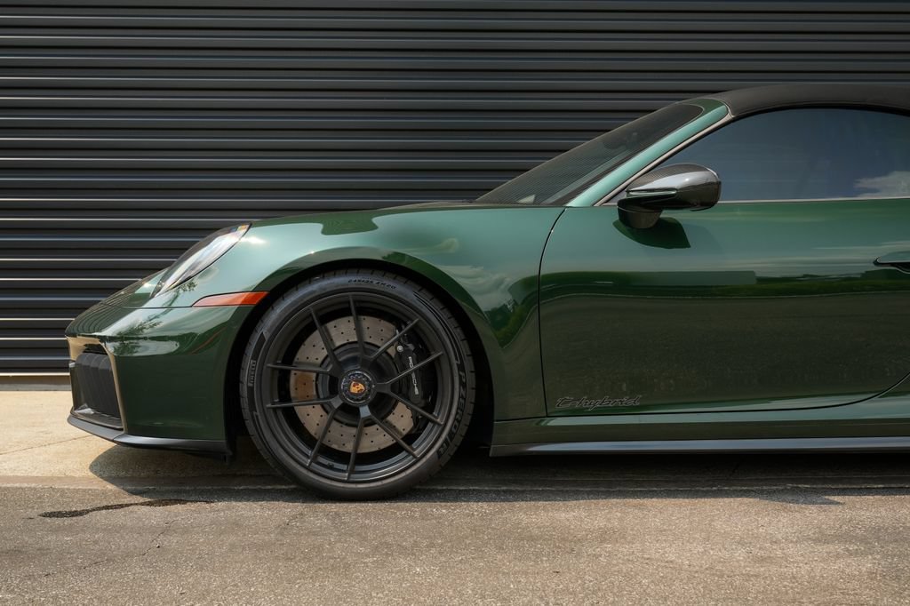 Certified 2026 Porsche 911 Carrera GTS RWD image 25