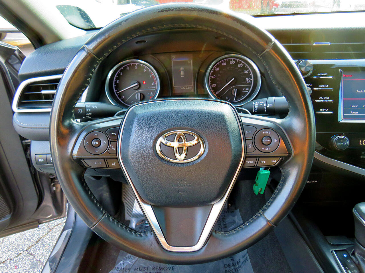 Used 2018 Toyota Camry SE image 17