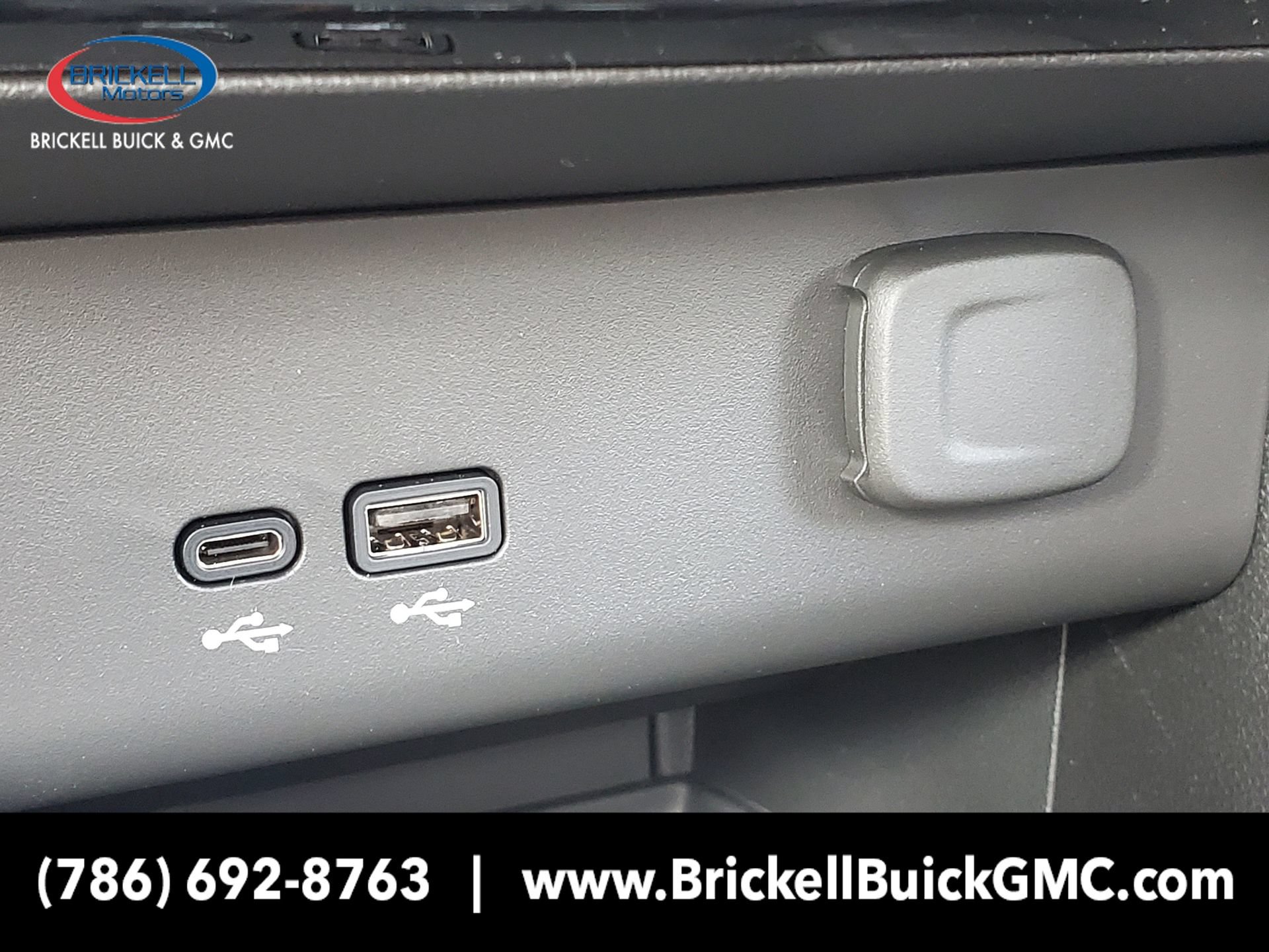 New 2026 Buick Encore GX Sport Touring w/ Advanced Technology Package FWD image 30