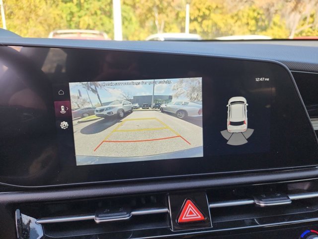 Used 2023 Kia Niro EX image 18