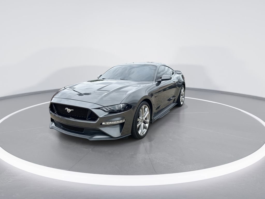 Used 2020 Ford Mustang GT Premium w/ Equipment Group 401A RWD image 4