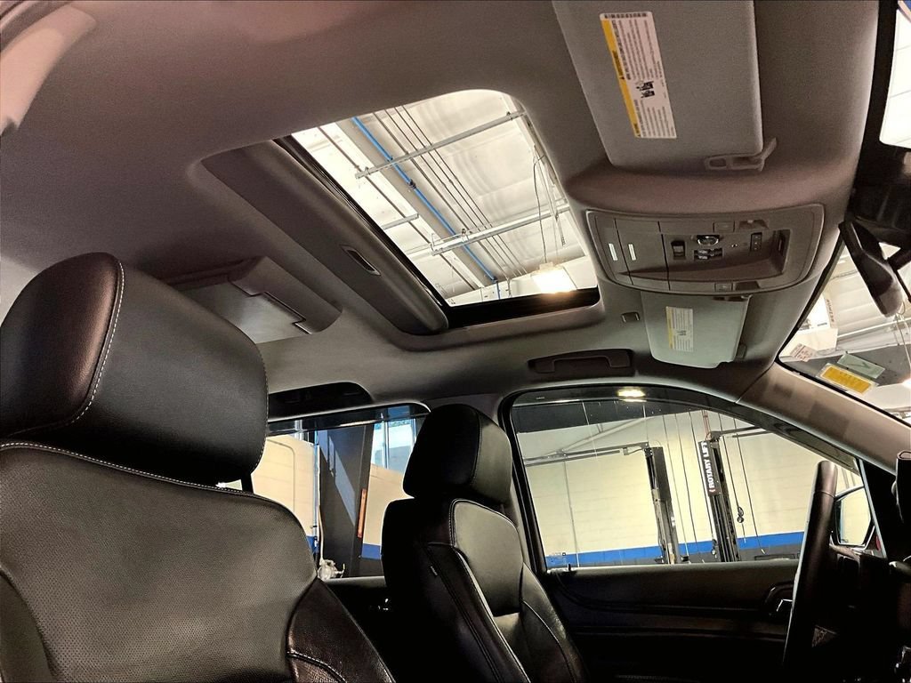 Used 2020 Chevrolet Tahoe Premier AWD/4WD image 23