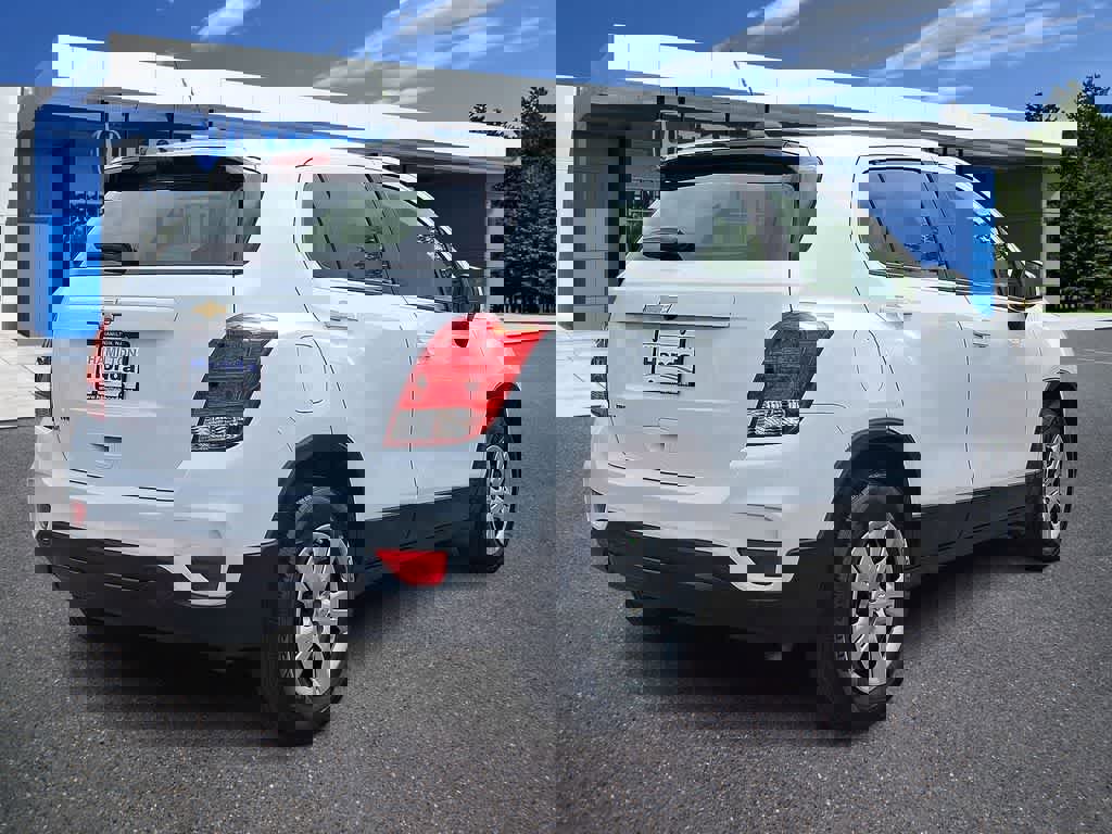 Used 2017 Chevrolet Trax LS FWD image 24