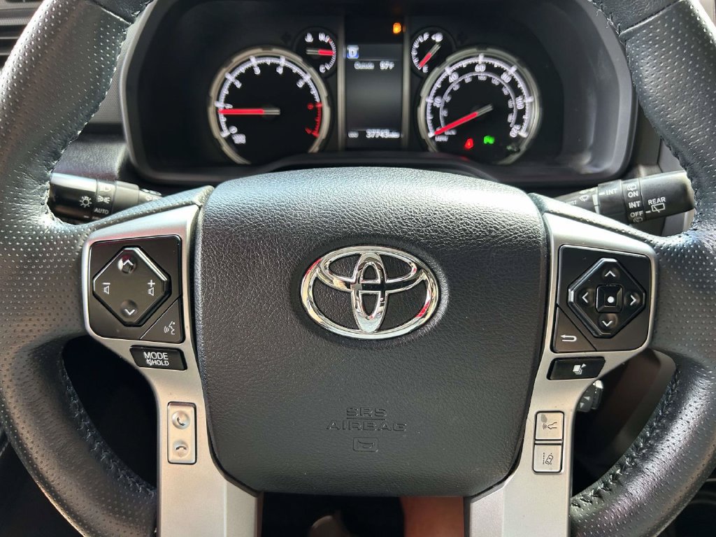 Used 2024 Toyota 4Runner Limited AWD/4WD image 29