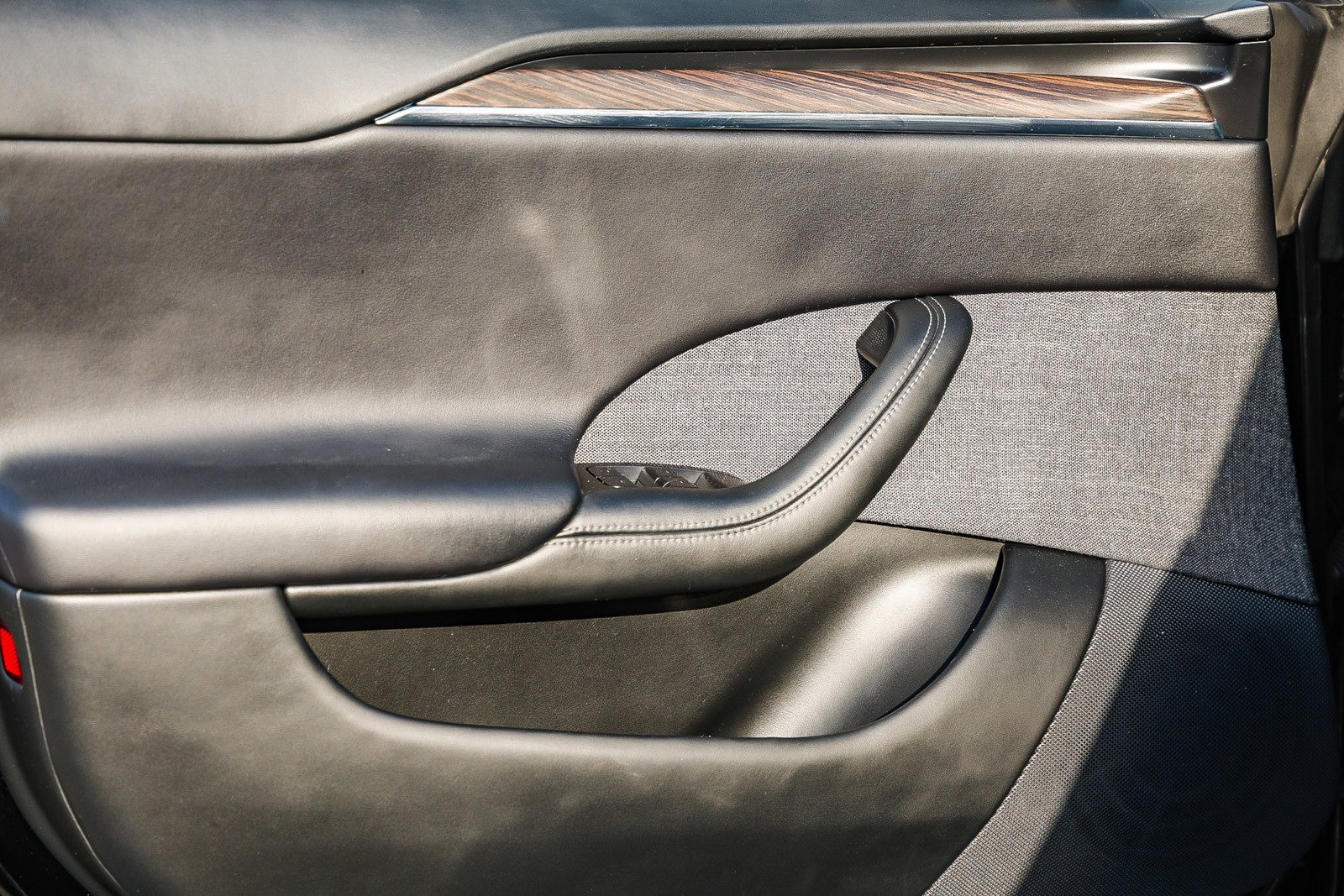 Used 2021 Tesla Model S Plaid image 21