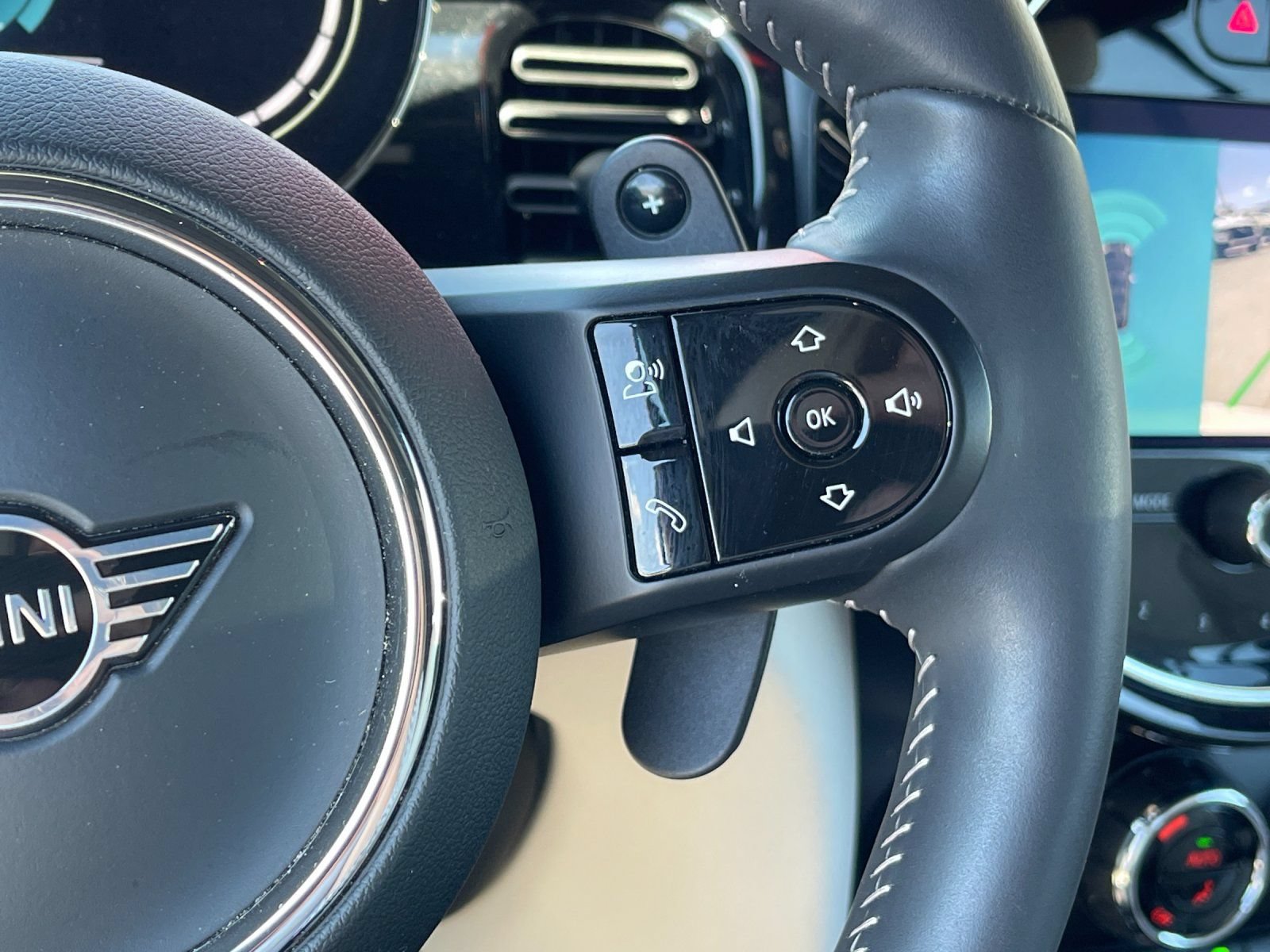 Used 2023 MINI Cooper S FWD image 28