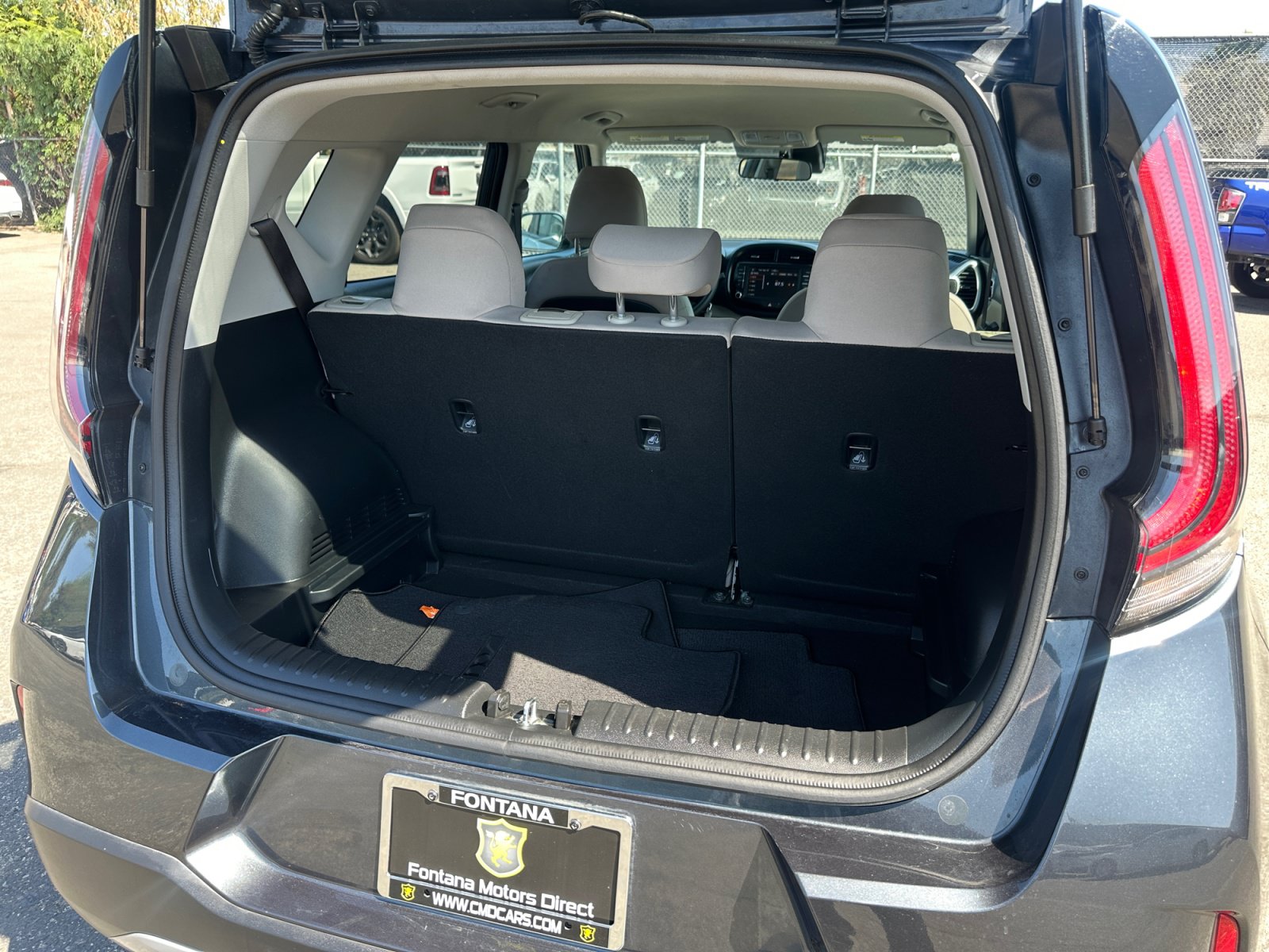 Used 2025 Kia Soul LX FWD image 17