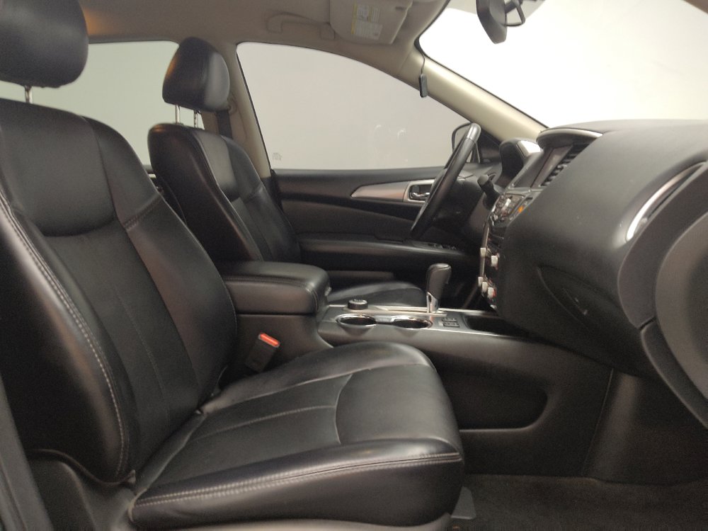 Used 2020 Nissan Pathfinder SL AWD/4WD image 21