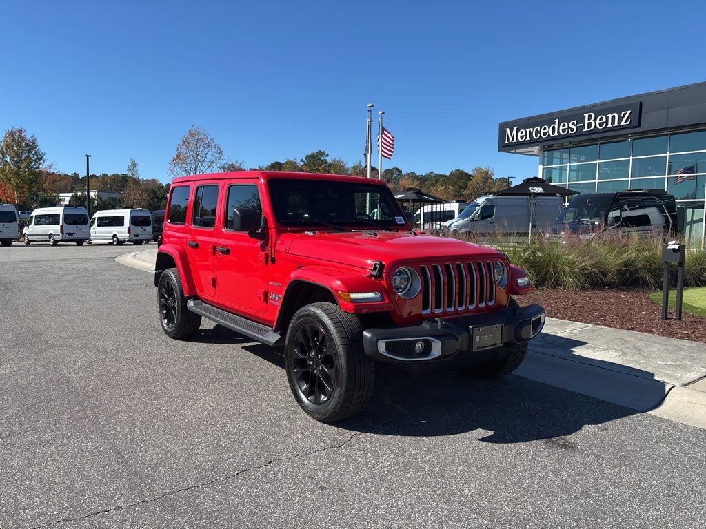 Used 2021 Jeep Wrangler Unlimited Sahara w/ Cold Weather Group AWD/4WD image 4