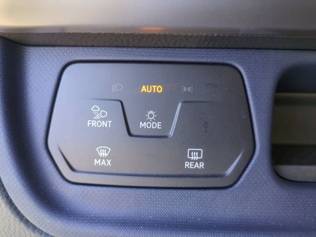 New 2025 Volkswagen ID. Buzz Pro S image 23