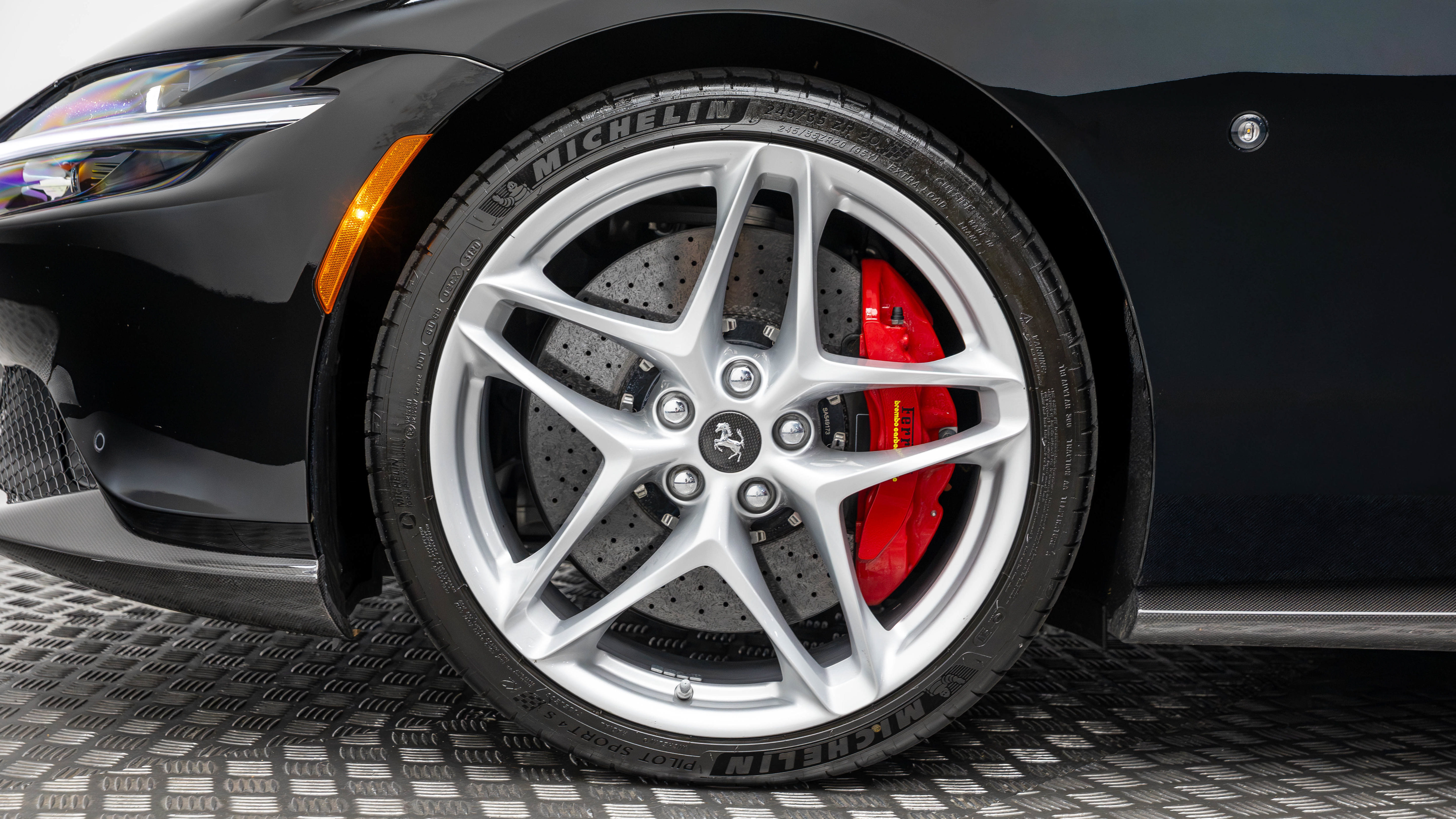 Used 2021 Ferrari Roma RWD image 39