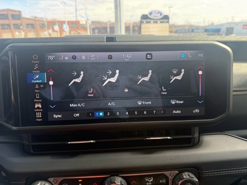 Used 2024 Jeep Wrangler Sahara w/ Technology Group image 16