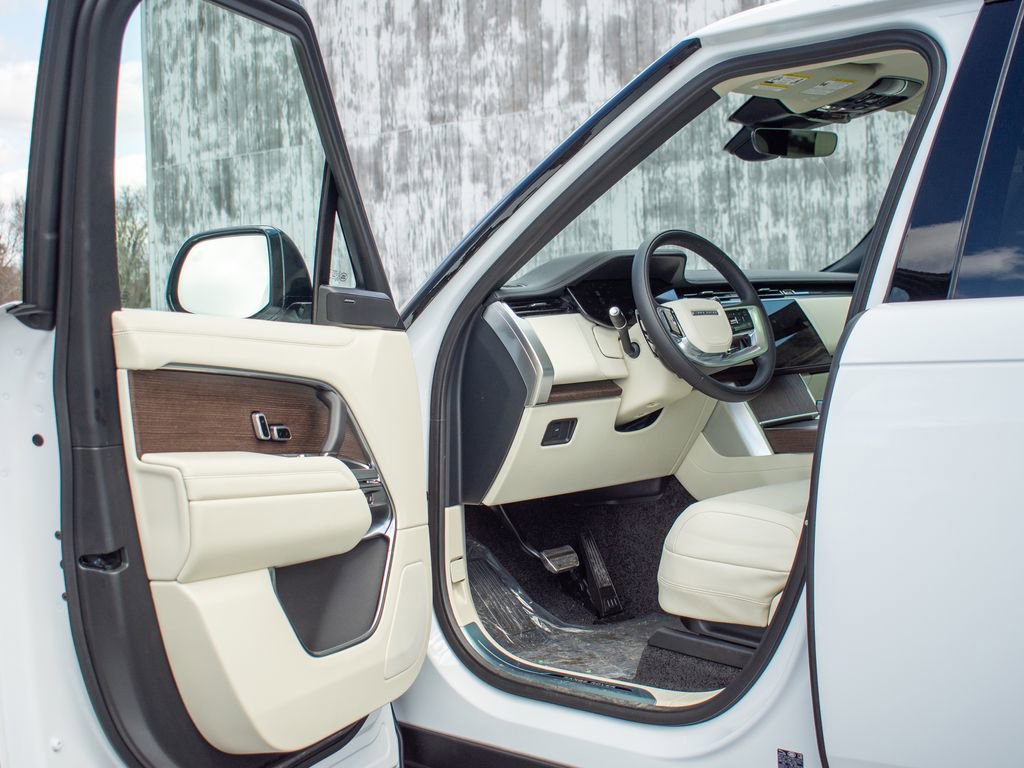 New 2026 Land Rover Range Rover SE AWD/4WD image 10
