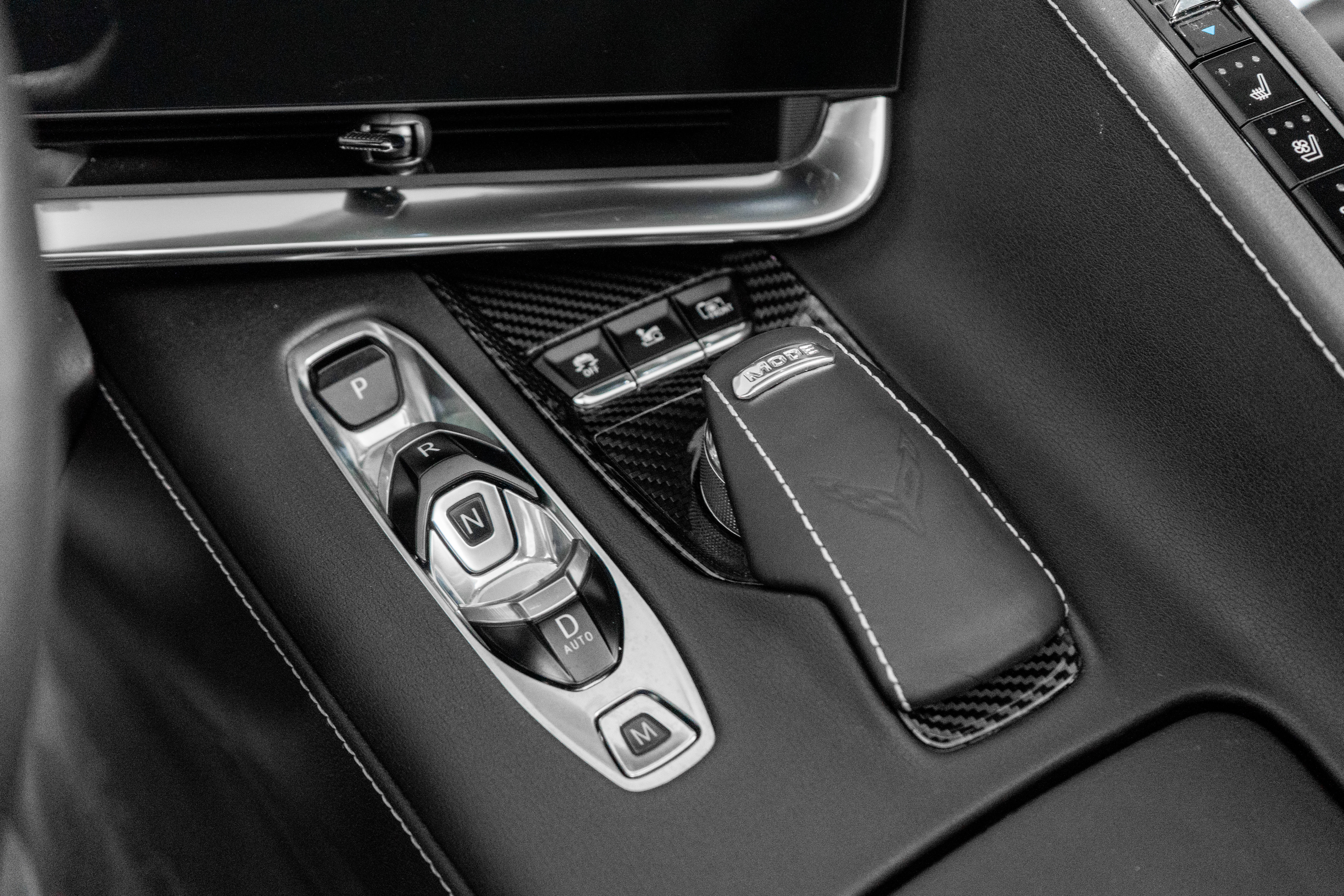 Used 2020 Chevrolet Corvette Stingray Preferred Cpe w/ 2LT image 40