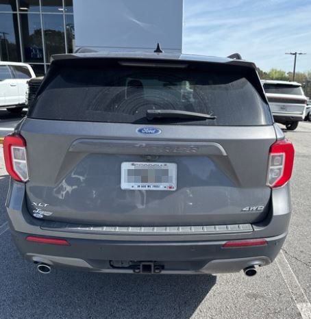 Used 2022 Ford Explorer XLT w/ Equipment Group 202A image 10