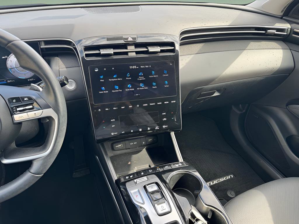 Certified 2024 Hyundai Tucson Limited AWD/4WD image 23