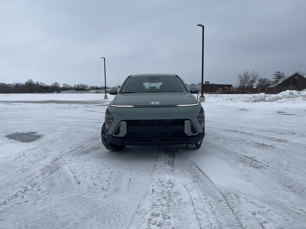New 2026 Hyundai Kona SE image 1