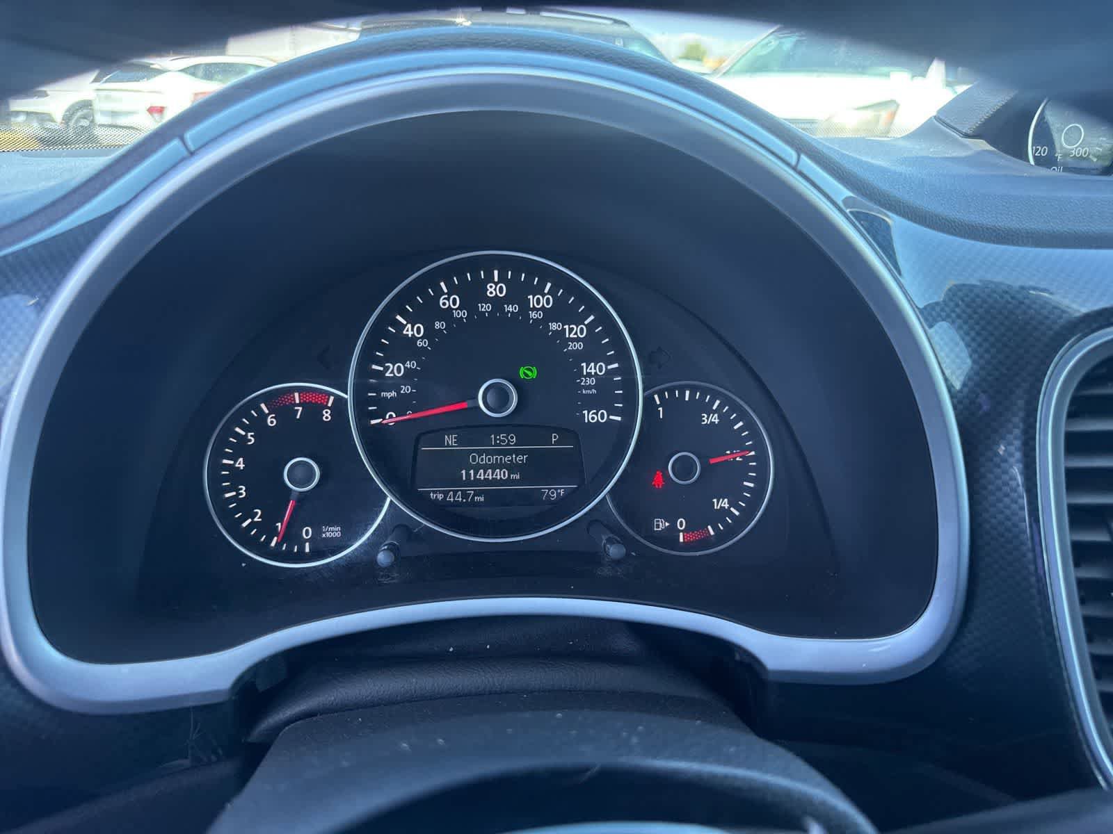 Used 2012 Volkswagen Beetle Turbo FWD image 17