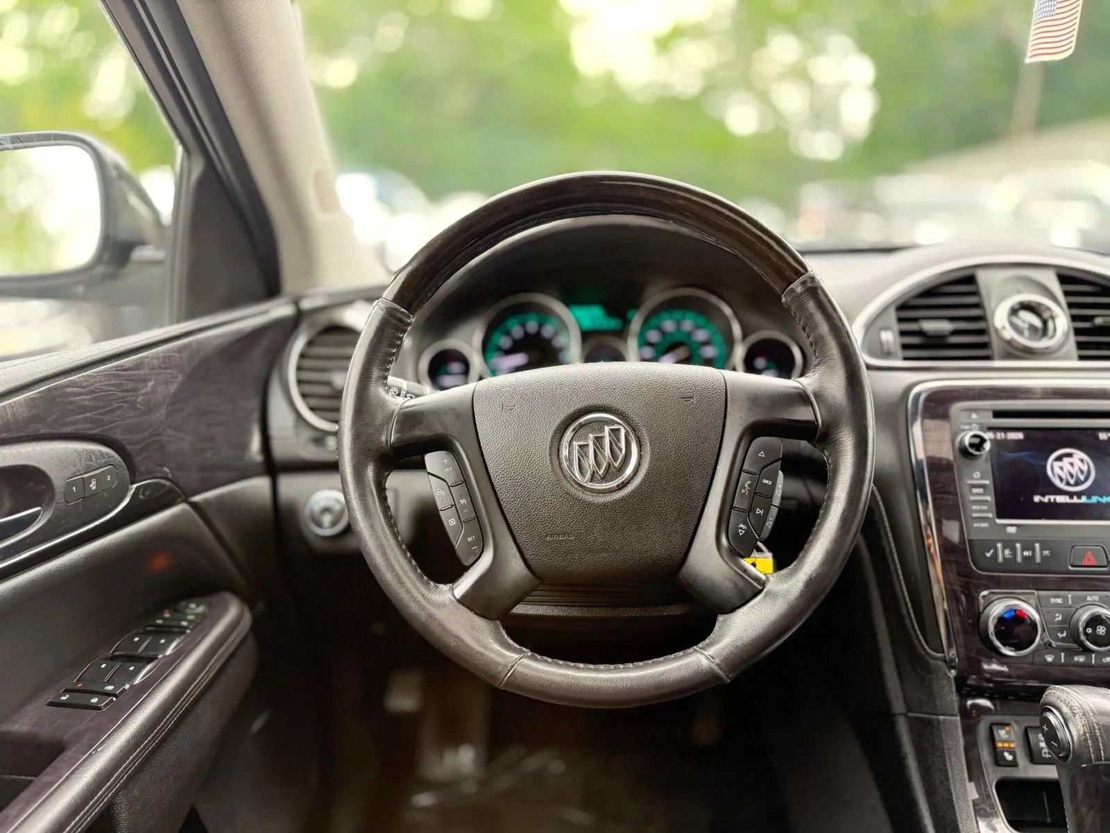 Used 2017 Buick Enclave Premium w/ Experience Buick Package AWD/4WD image 14
