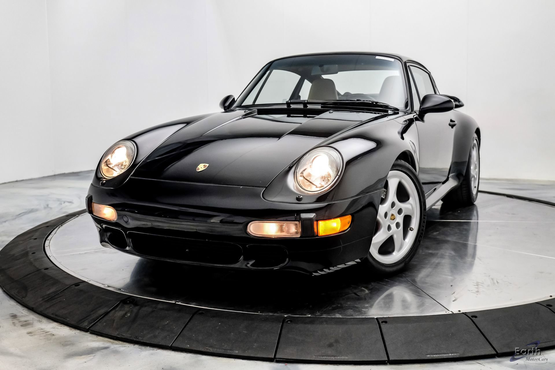 Used 1997 Porsche 911 Carrera S RWD image 7