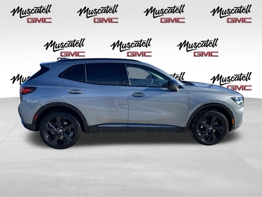 Used 2023 Buick Envision Essence w/ Technology Package I image 4